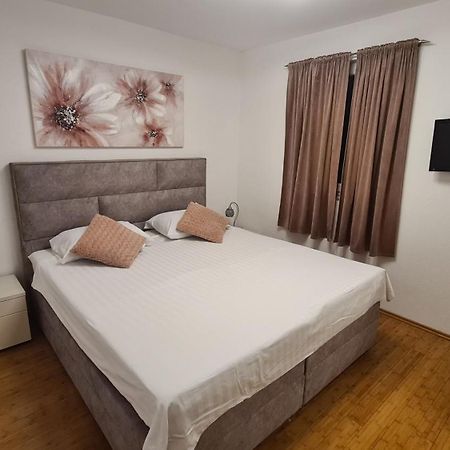 Apartment Fortuna Makarska Eksteriør billede
