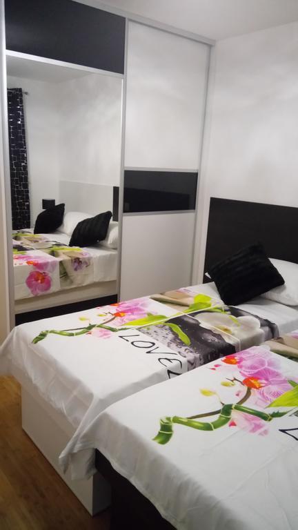 Apartment Fortuna Makarska Eksteriør billede